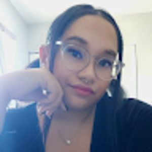 Meet your Posher, Selena